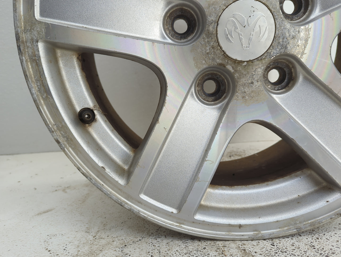 2004-2007 Dodge Durango Oem Wheel Rim 1047283 - Oemusedautoparts1.com