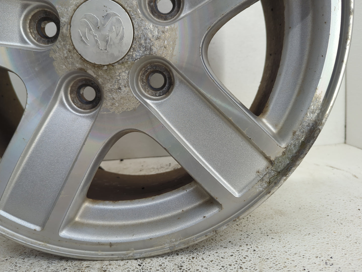 2004-2007 Dodge Durango Oem Wheel Rim 1047283 - Oemusedautoparts1.com