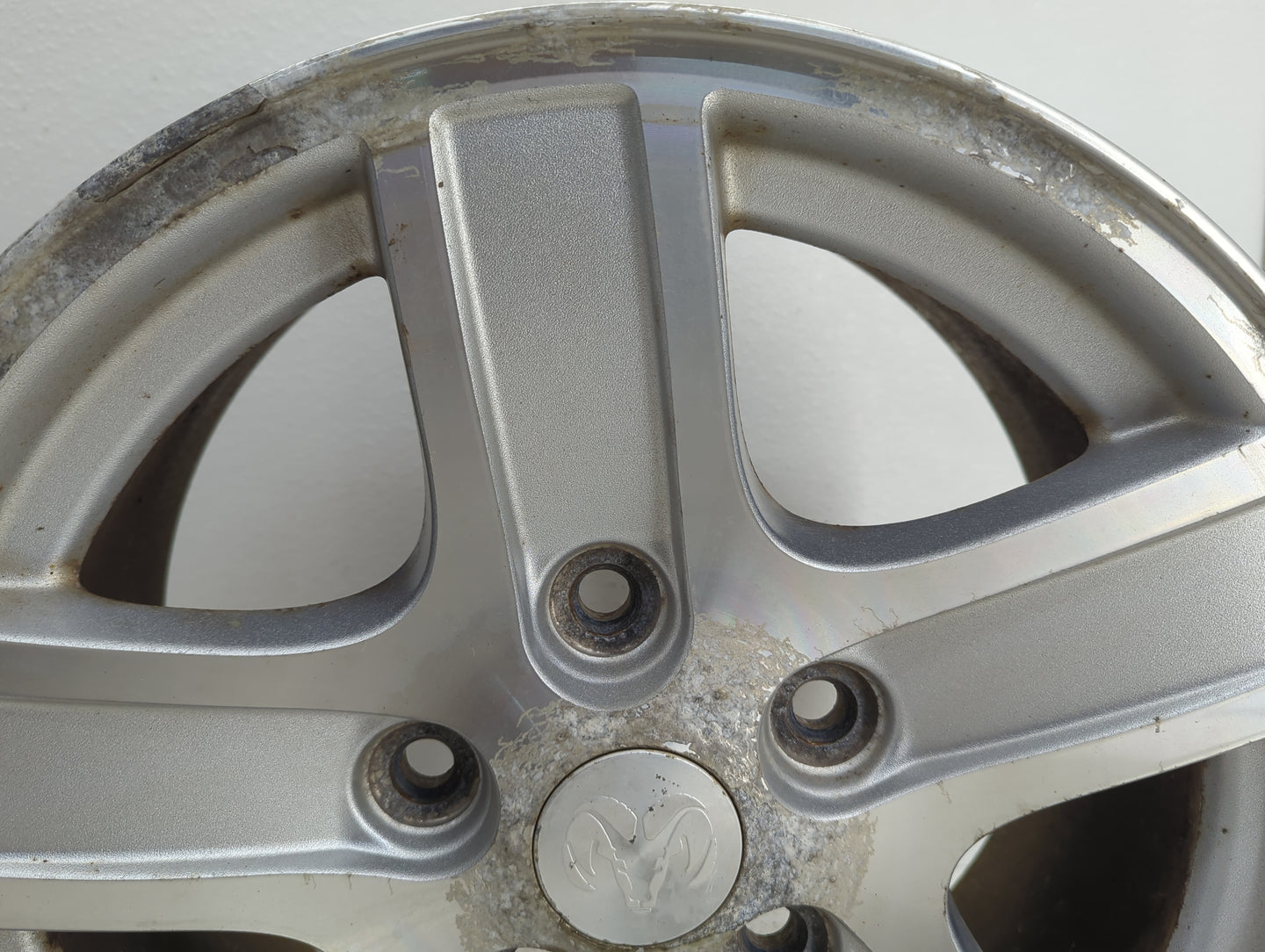 2004-2007 Dodge Durango Oem Wheel Rim 1047283 - Oemusedautoparts1.com