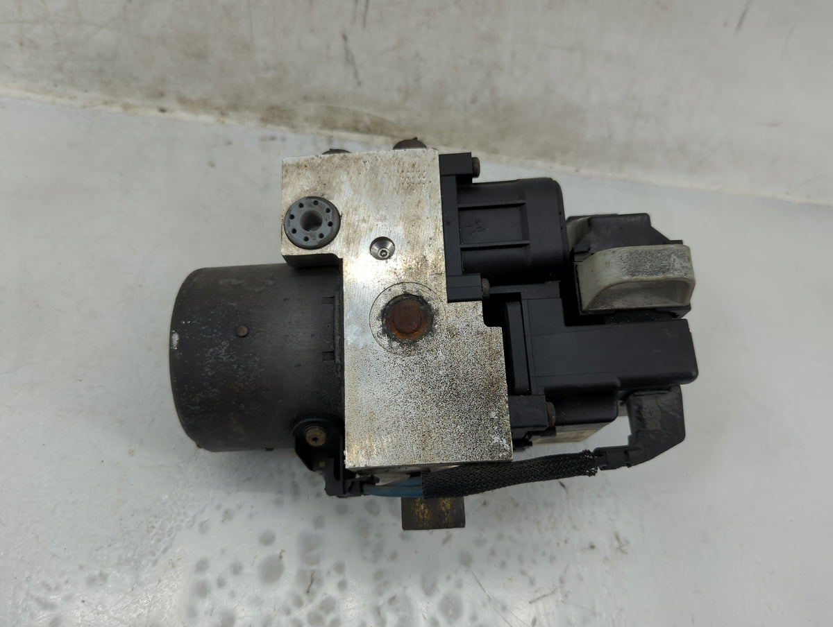 2004-2005 Dodge Durango Anti-Lock Brake ABS Pump Module Actuator OEM Fits Fits 2004 2005 OEM Used Auto Parts - Oemusedautopa