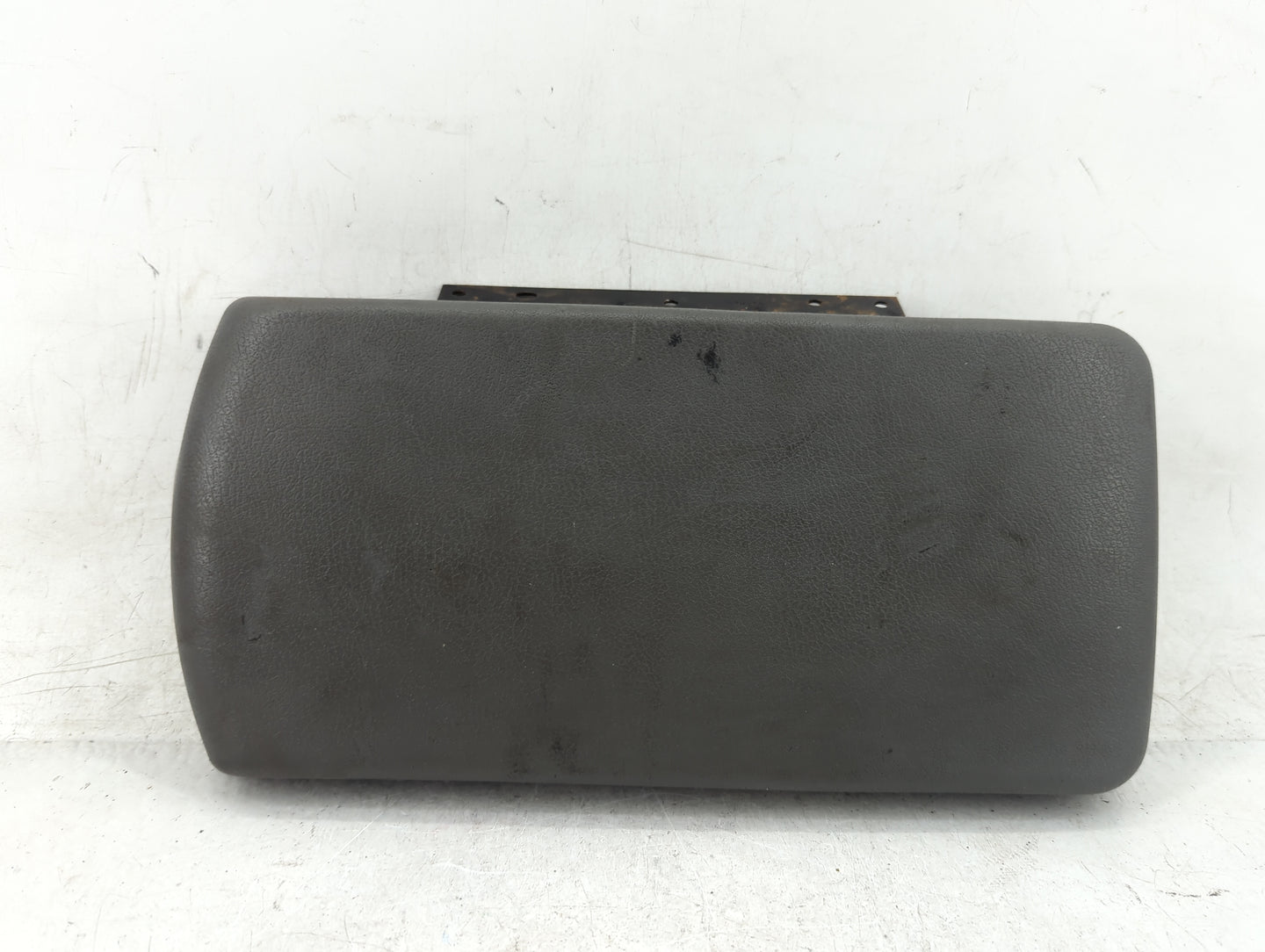 2004-2006 Dodge Durango Center Console Armrest Cover Lid P/N:W4027A Fits Fits 2004 2005 2006 OEM Used Auto Parts - Oemusedau