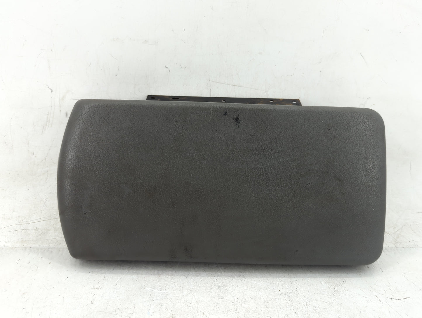 2004-2006 Dodge Durango Center Console Armrest Cover Lid P/N:W4027A Fits Fits 2004 2005 2006 OEM Used Auto Parts - Oemusedau