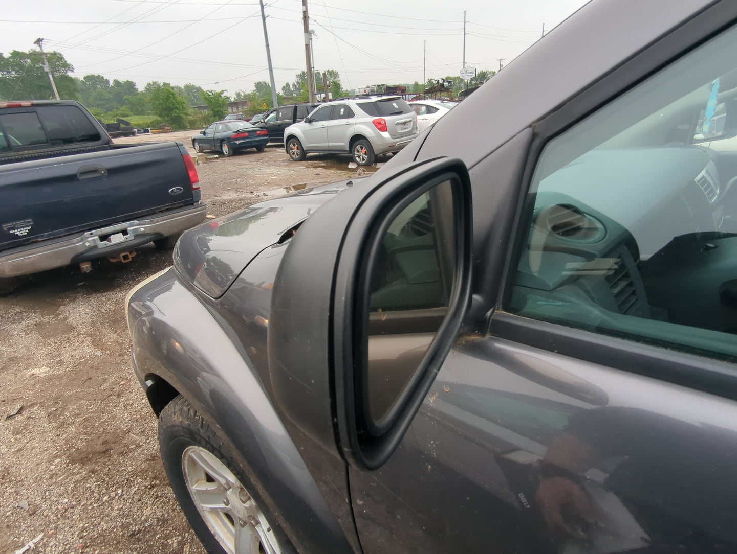 2004-2007 Dodge Durango Driver Side View Mirror - Left Door Mirror OEM Used - Oemusedautoparts1.com