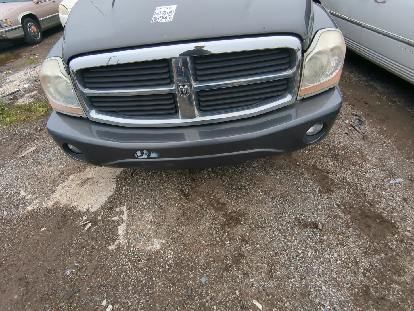 2004-2006 Dodge Durango Front Bumper - Oem - Oemusedautoparts1.com