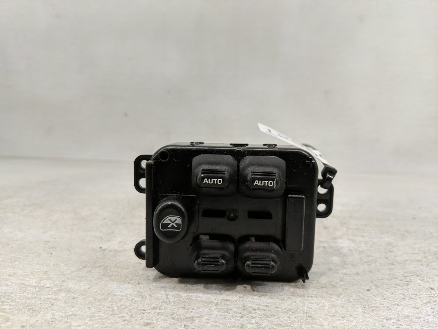 2004-2005 Dodge Durango Master Power Window Switch Replacement Driver Side Left P/N:39754D Fits Fits 2004 2005 OEM Used Auto