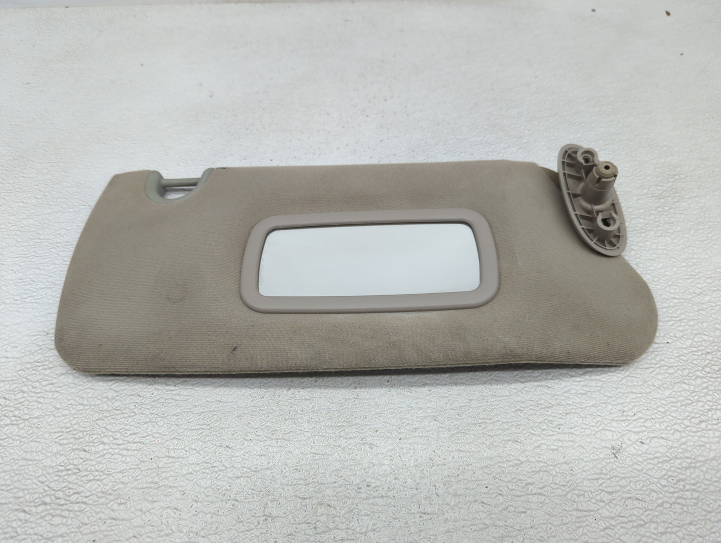 2004-2009 Dodge Durango Sun Visor Shade Replacement Passenger Right Mirror Fits Fits 2004 2005 2006 2007 2008 2009 OEM Used 