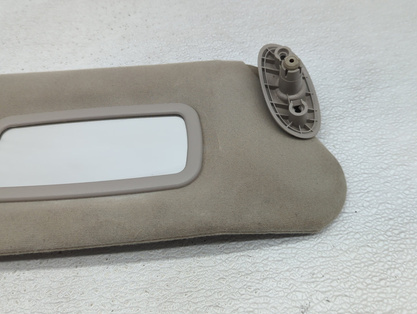 2004-2009 Dodge Durango Sun Visor Shade Replacement Passenger Right Mirror Fits Fits 2004 2005 2006 2007 2008 2009 OEM Used 