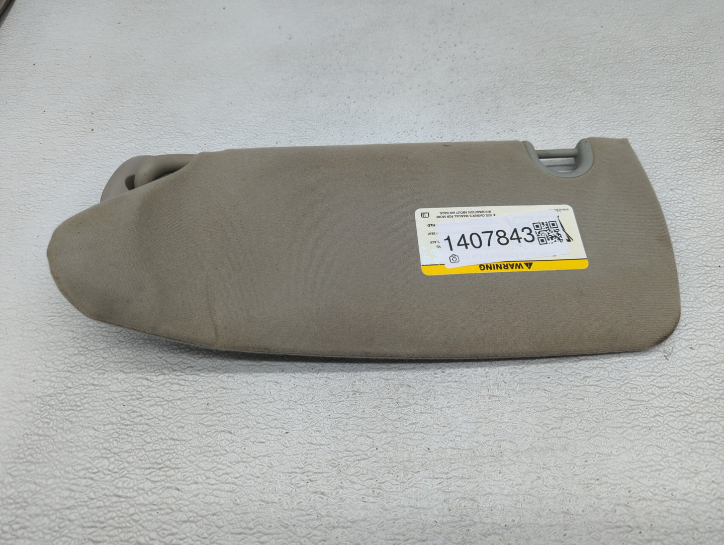 2004-2009 Dodge Durango Sun Visor Shade Replacement Passenger Right Mirror Fits Fits 2004 2005 2006 2007 2008 2009 OEM Used 