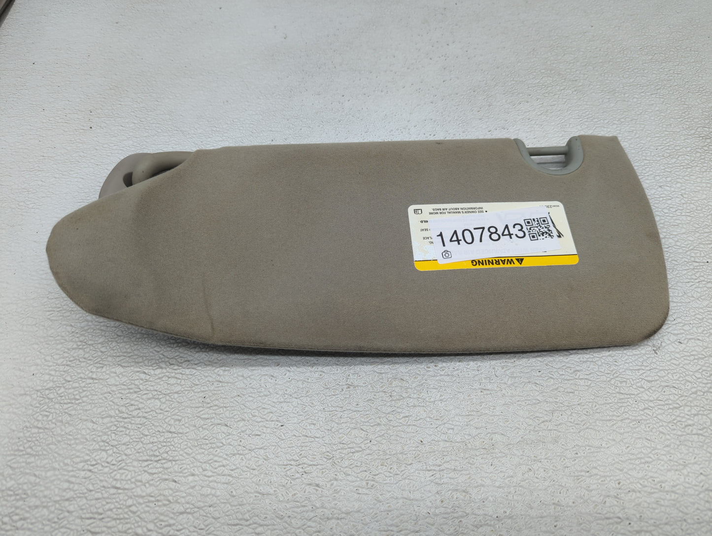 2004-2009 Dodge Durango Sun Visor Shade Replacement Passenger Right Mirror Fits Fits 2004 2005 2006 2007 2008 2009 OEM Used 