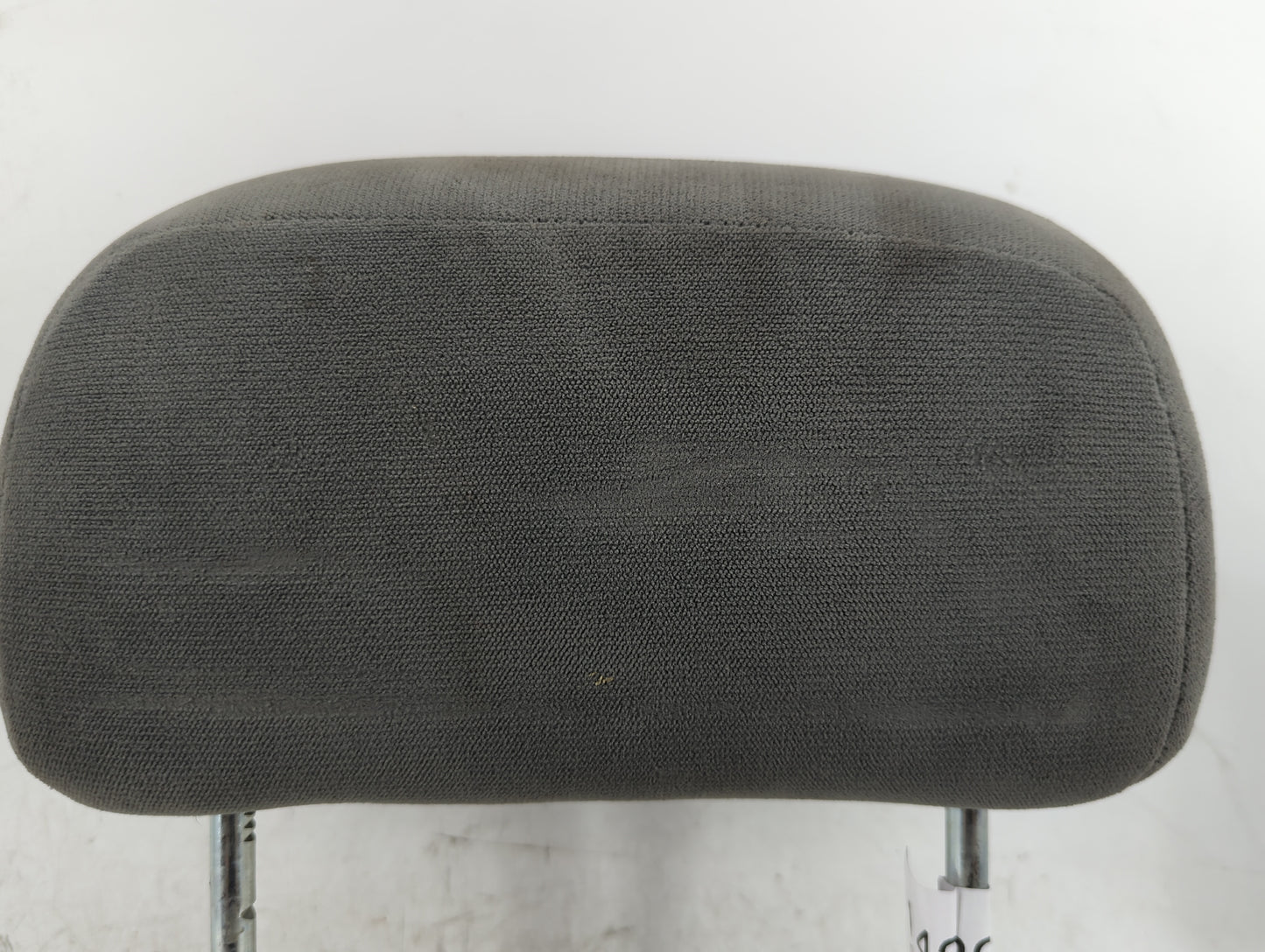 2004-2006 Dodge Durango Headrest Head Rest Rear Seat Fits Fits 2004 2005 2006 OEM Used Auto Parts - Oemusedautoparts1.com