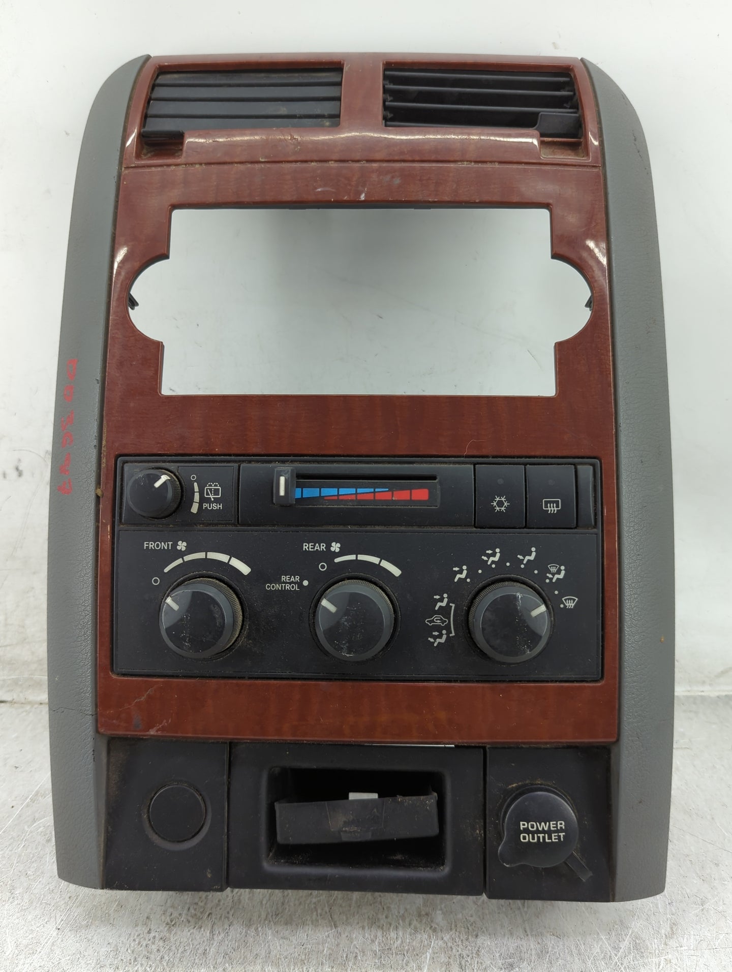 2004 Dodge Durango Climate Control Module Temperature AC/Heater Replacement P/N:5JQ231D5AD Fits OEM Used Auto Parts - Oemuse