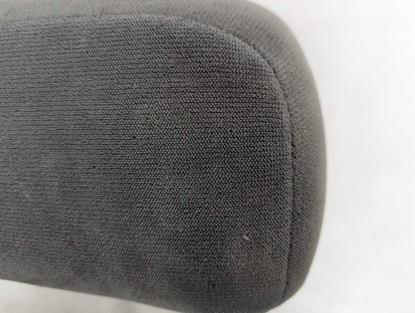 2004-2006 Dodge Durango Headrest Head Rest Rear Seat Fits Fits 2004 2005 2006 OEM Used Auto Parts - Oemusedautoparts1.com