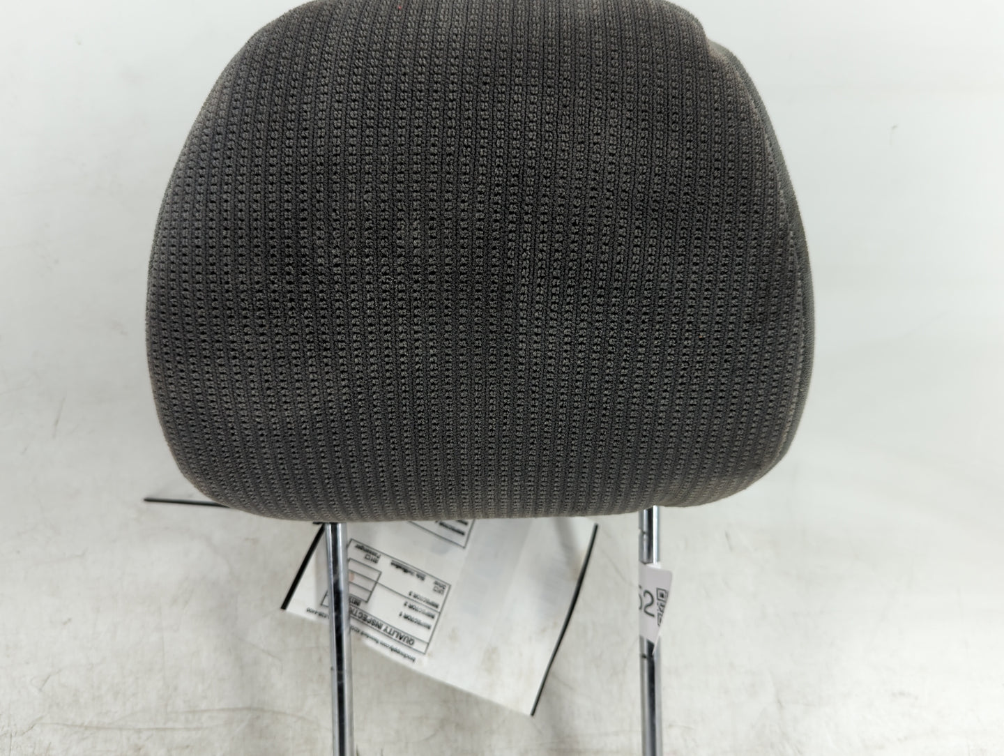 2004-2006 Dodge Durango Headrest Head Rest Front Driver Seat Black - Oemusedautoparts1.com