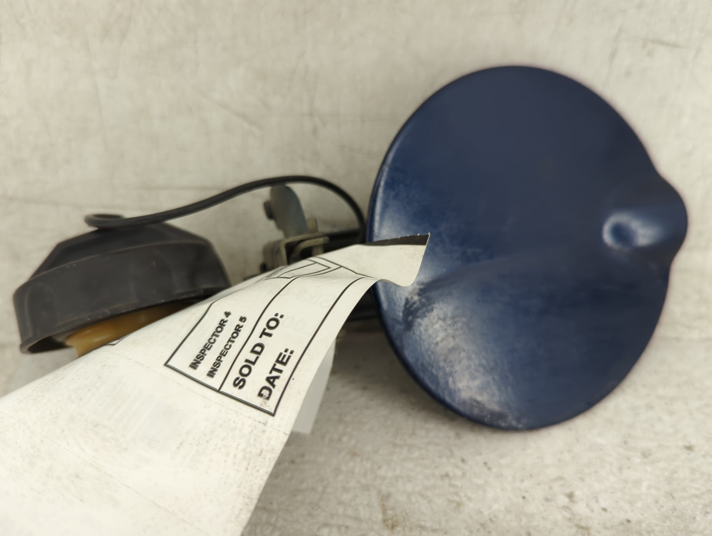 2004 Dodge Durango Fuel Tank Door Lid Gas Tank Dark Blue - Oemusedautoparts1.com