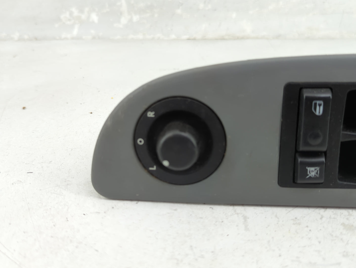 2004-2005 Dodge Durango Master Power Window Switch Replacement Driver Side Left P/N:04602342AE Fits Fits 2004 2005 OEM Used 