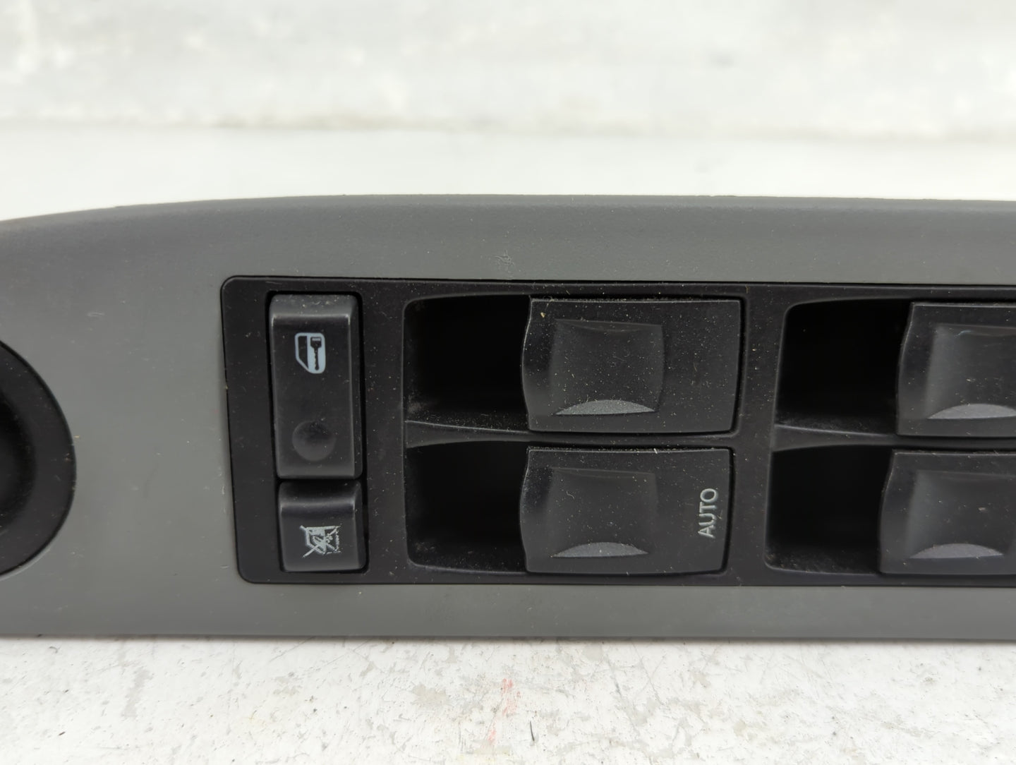 2004-2005 Dodge Durango Master Power Window Switch Replacement Driver Side Left P/N:04602342AE Fits Fits 2004 2005 OEM Used 