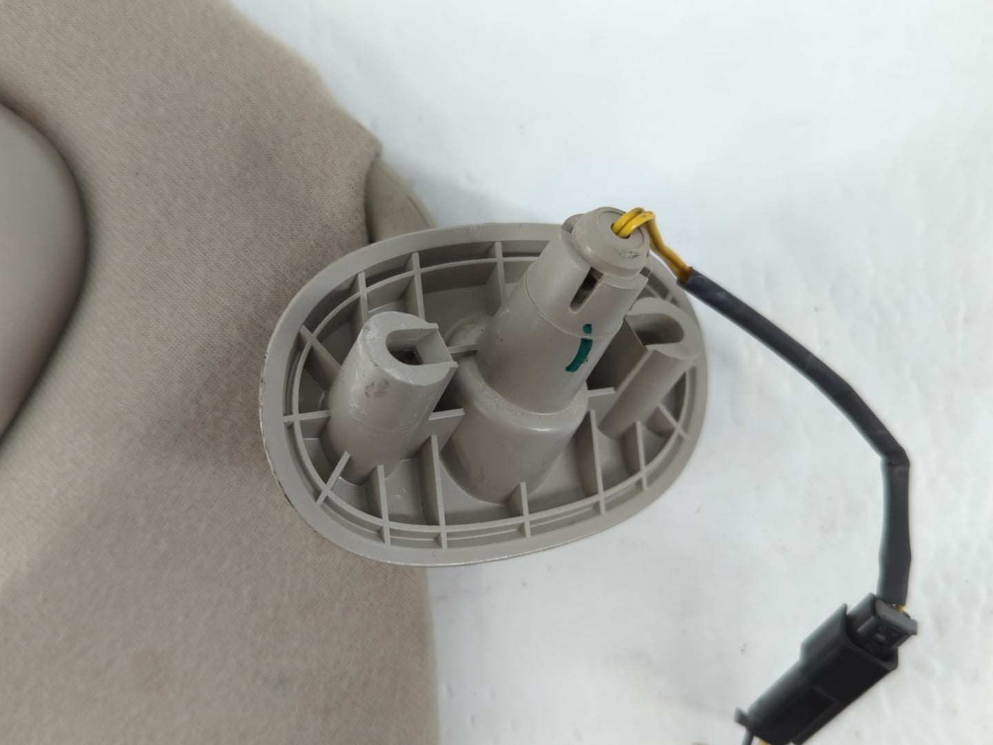 2004-2005 Dodge Durango Sun Visor Shade Replacement Passenger Right Mirror Fits Fits 2004 2005 OEM Used Auto Parts - Oemused