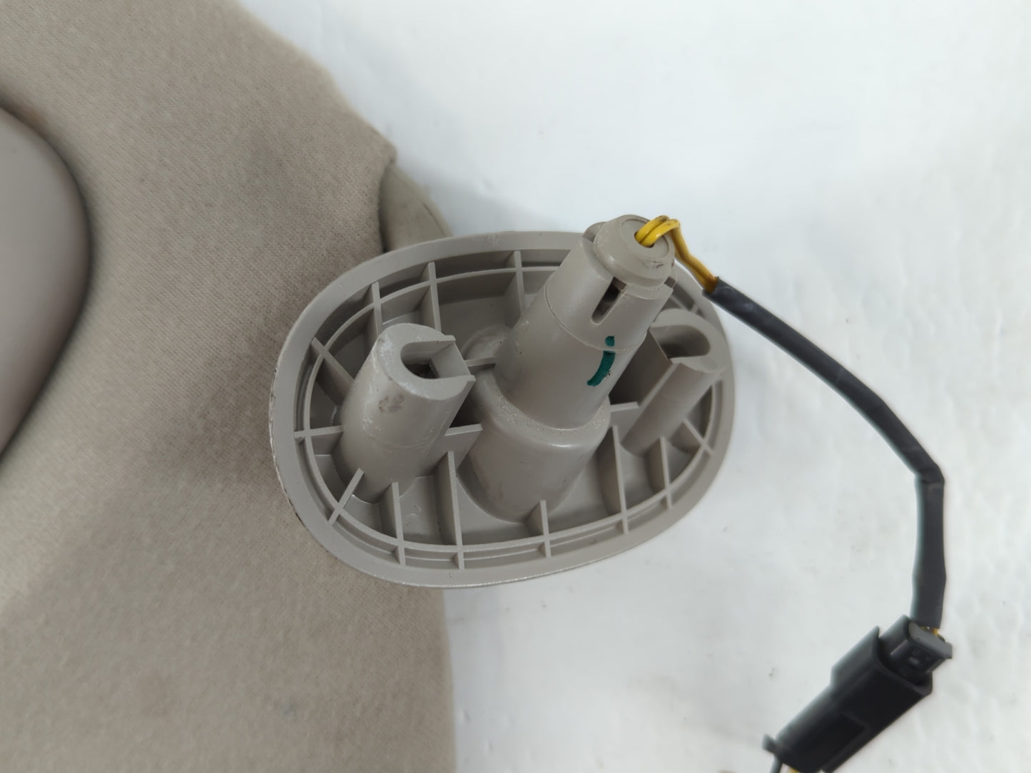 2004-2005 Dodge Durango Sun Visor Shade Replacement Passenger Right Mirror Fits Fits 2004 2005 OEM Used Auto Parts - Oemused