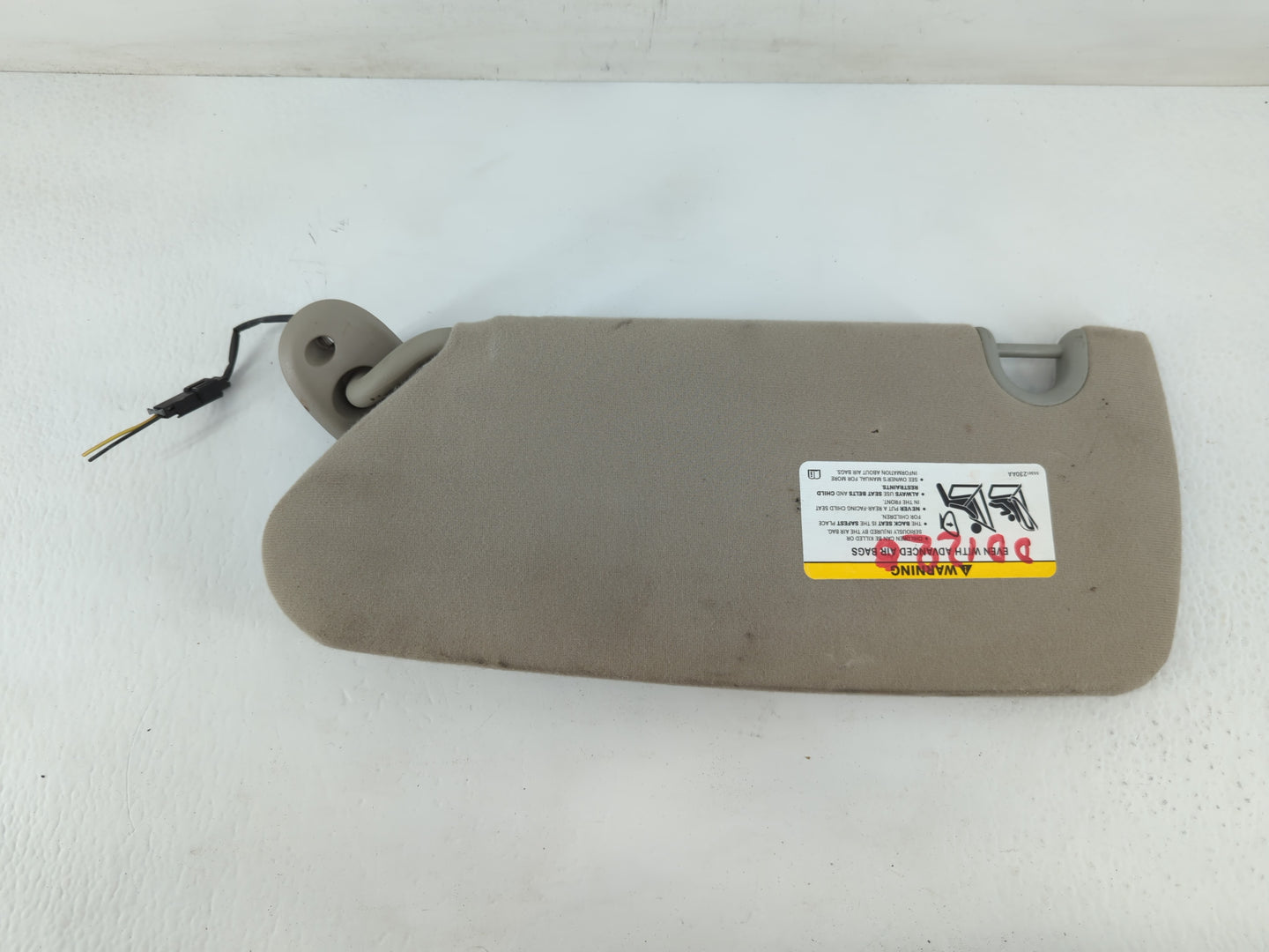 2004-2005 Dodge Durango Sun Visor Shade Replacement Passenger Right Mirror Fits Fits 2004 2005 OEM Used Auto Parts - Oemused