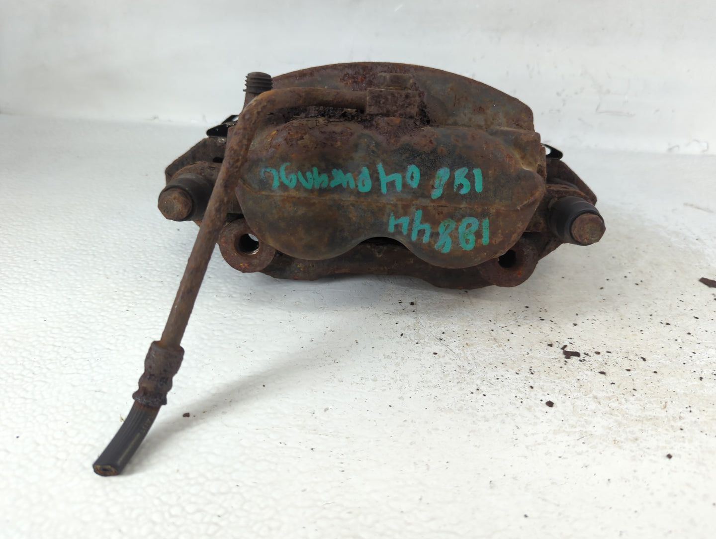 2004-2004 Dodge Durango Front Passenger Right Brake Caliper - Oemusedautoparts1.com