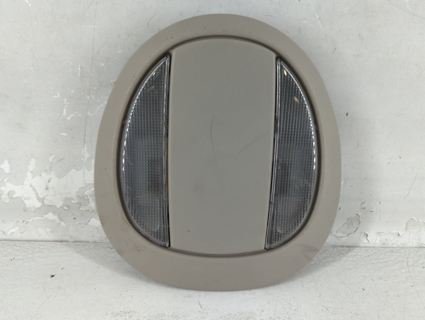 Dodge Grand Caravan Overhead Roof Console 1072475 - Oemusedautoparts1.com
