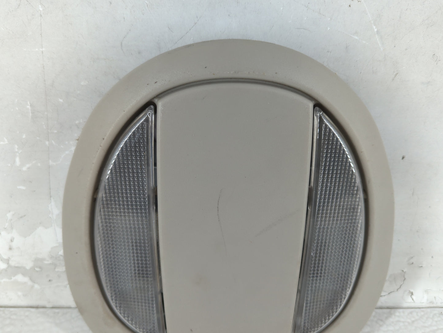 Dodge Grand Caravan Overhead Roof Console 1072475 - Oemusedautoparts1.com