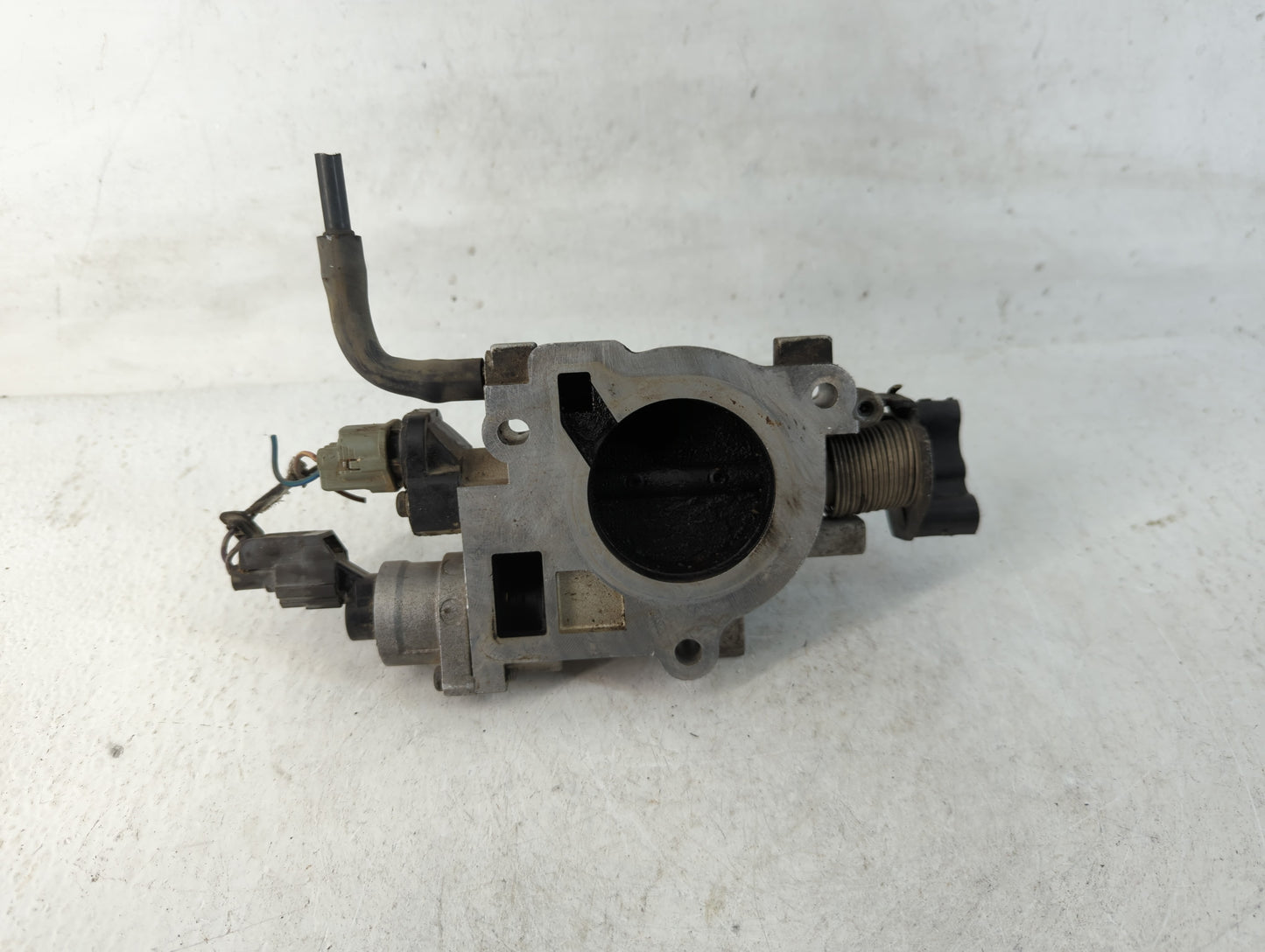 2004 Dodge Grand Caravan Throttle Body P/N:18L0T Fits Fits 2003 2005 2006 2007 OEM Used Auto Parts - Oemusedautoparts1.com