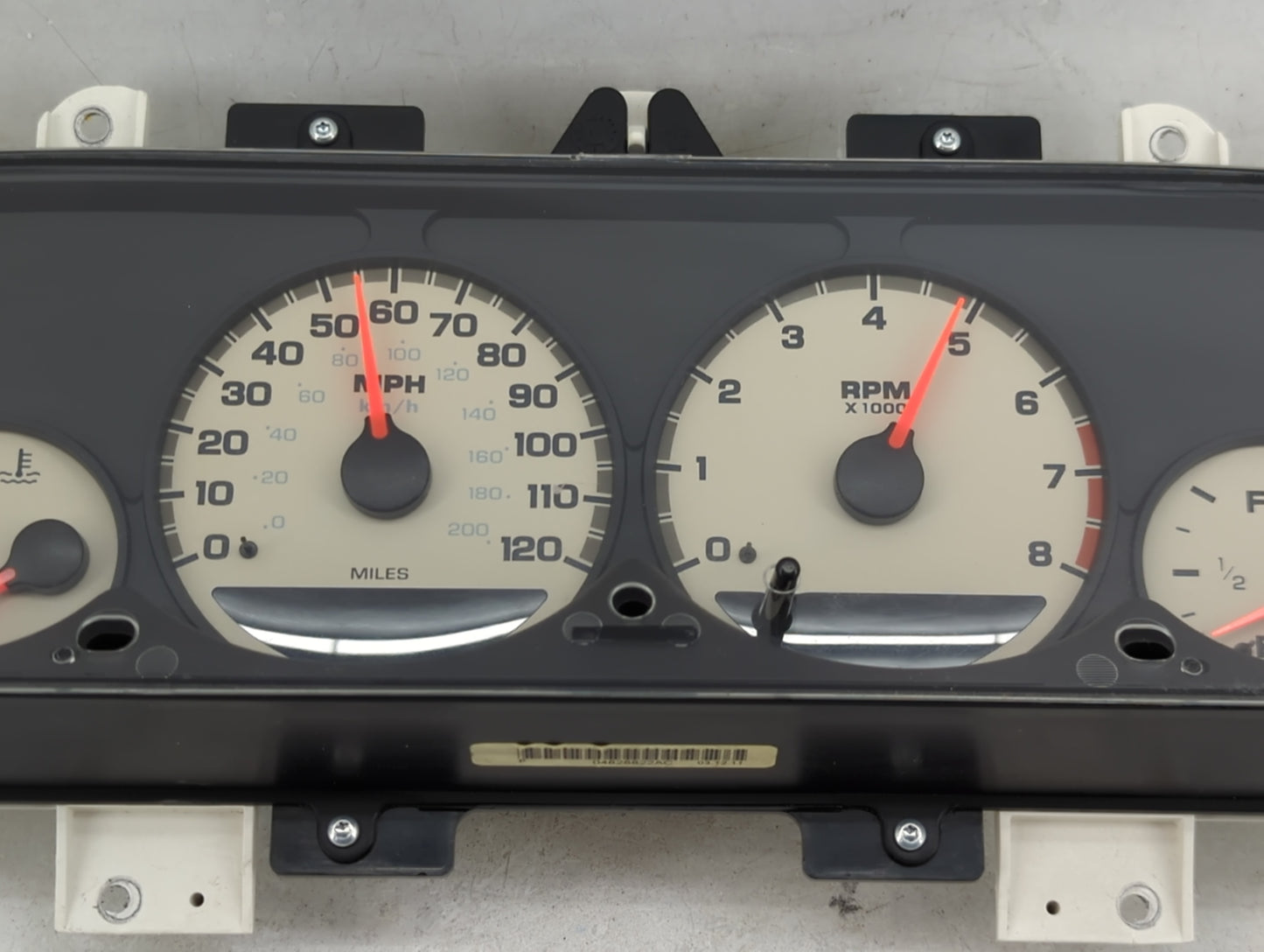 2003-2005 Dodge Neon Instrument Cluster Speedometer Gauges P/N:P04671806AL TMEQI0084D0APL Miles: Fits Fits 2003 2004 2005 OE