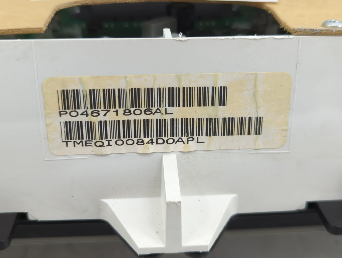 2003-2005 Dodge Neon Instrument Cluster Speedometer Gauges P/N:P04671806AL TMEQI0084D0APL Miles: Fits Fits 2003 2004 2005 OE