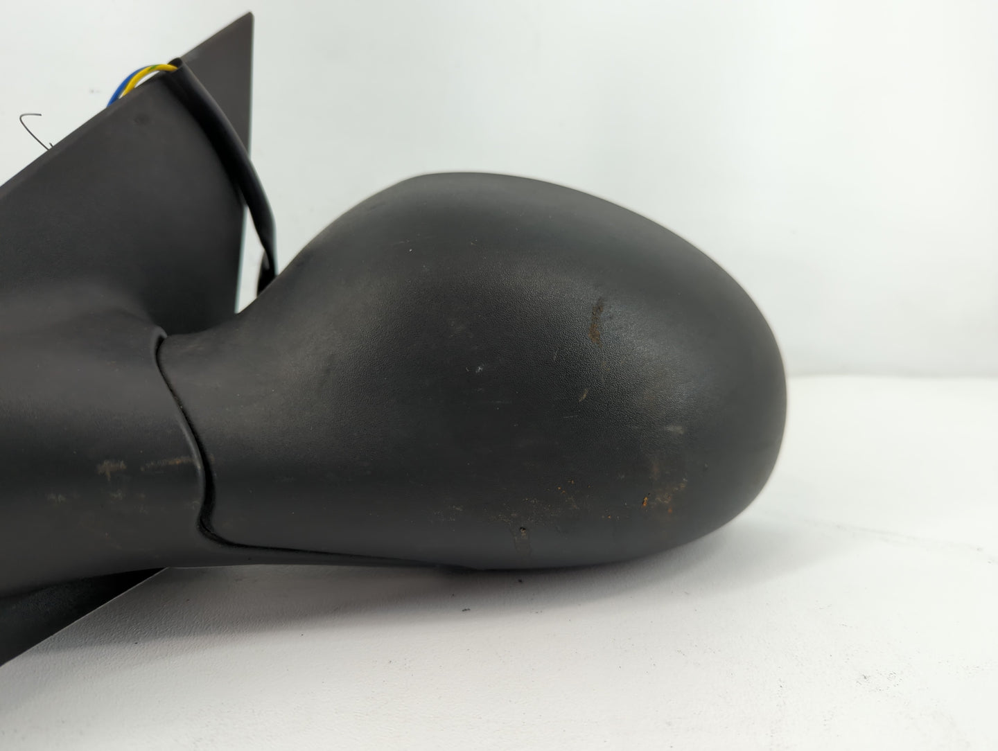2003-2005 Dodge Neon Driver Side View Mirror - Left Door Mirror OEM Used - Oemusedautoparts1.com