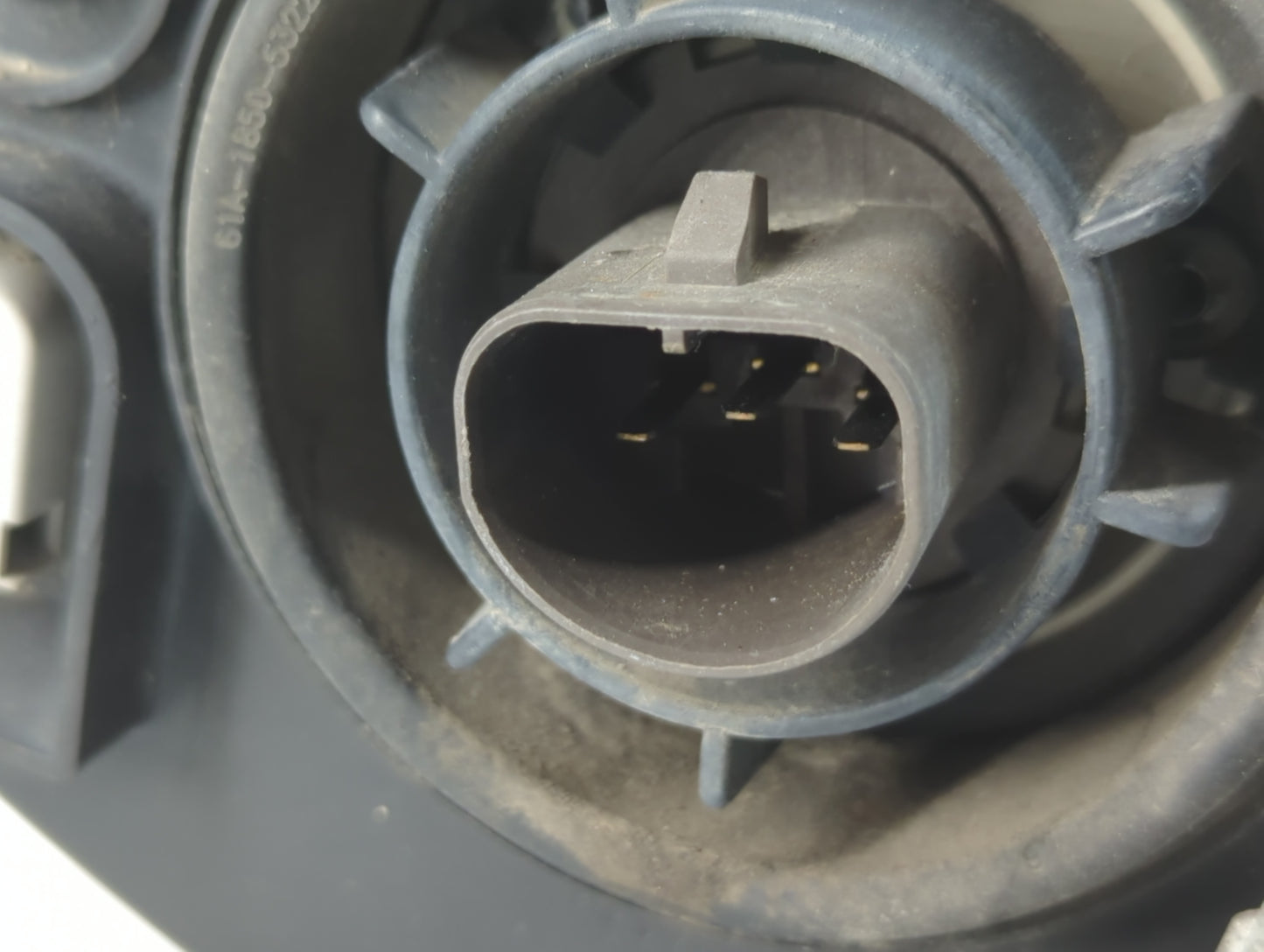 2003-2005 Dodge Neon Driver Left Oem Head Light Headlight Lamp - Oemusedautoparts1.com