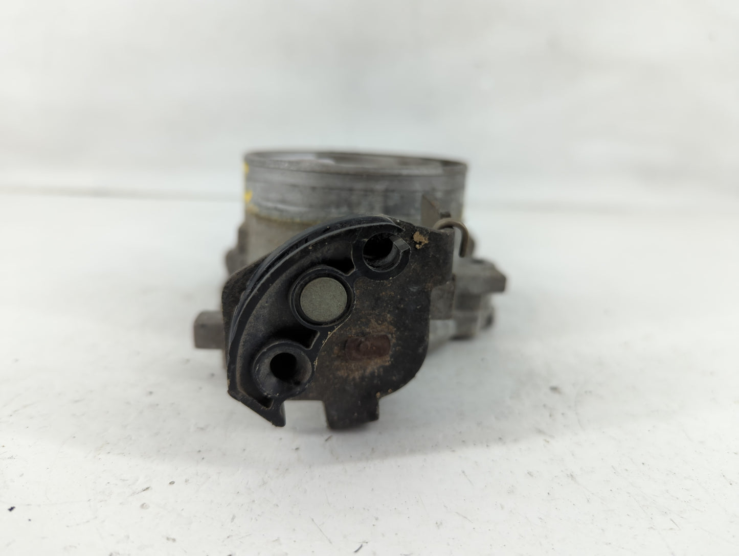 2004-2007 Dodge Ram 1500 Throttle Body P/N:53032119AF Fits Fits 2004 2005 2006 2007 OEM Used Auto Parts - Oemusedautoparts1.