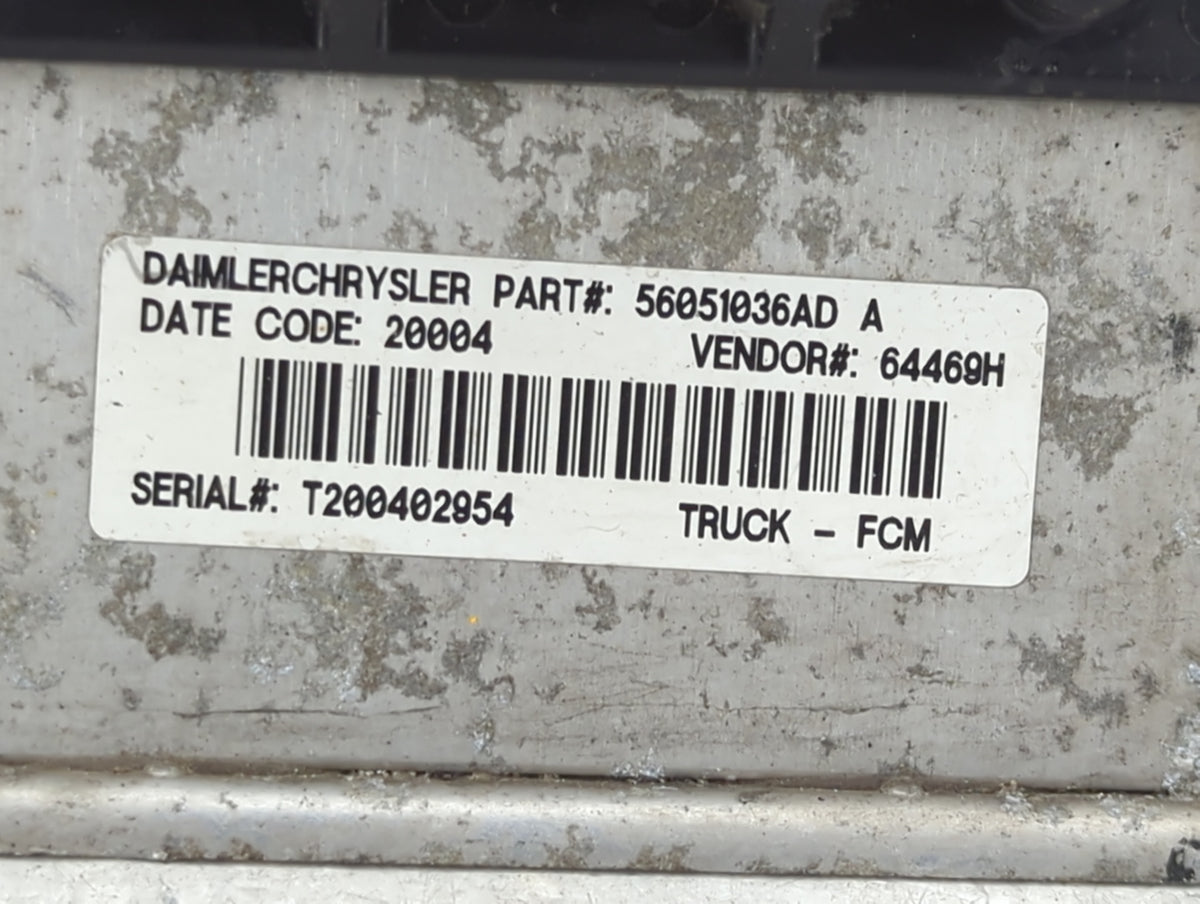 2002-2005 Dodge Ram 1500 Body Control Module Bcm Inner Cabin Fuse Box 1135892 - Oemusedautoparts1.com