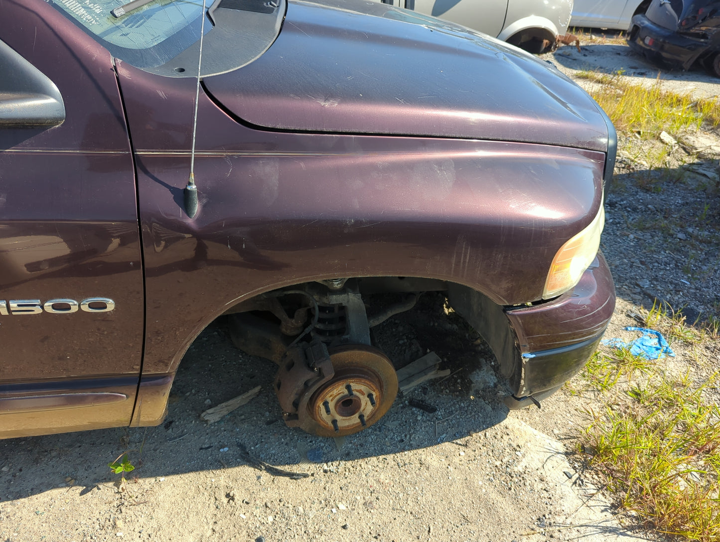 2002-2005 Dodge Ram 1500 Passenger Fender - Oemusedautoparts1.com