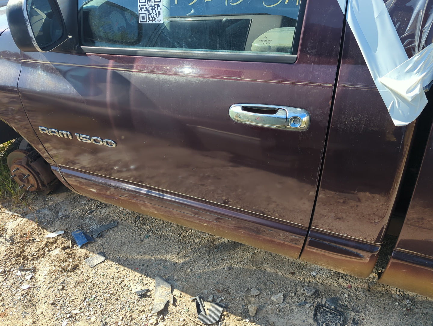 2003-2008 Dodge Ram 1500 Driver Front Door Oem - Oemusedautoparts1.com