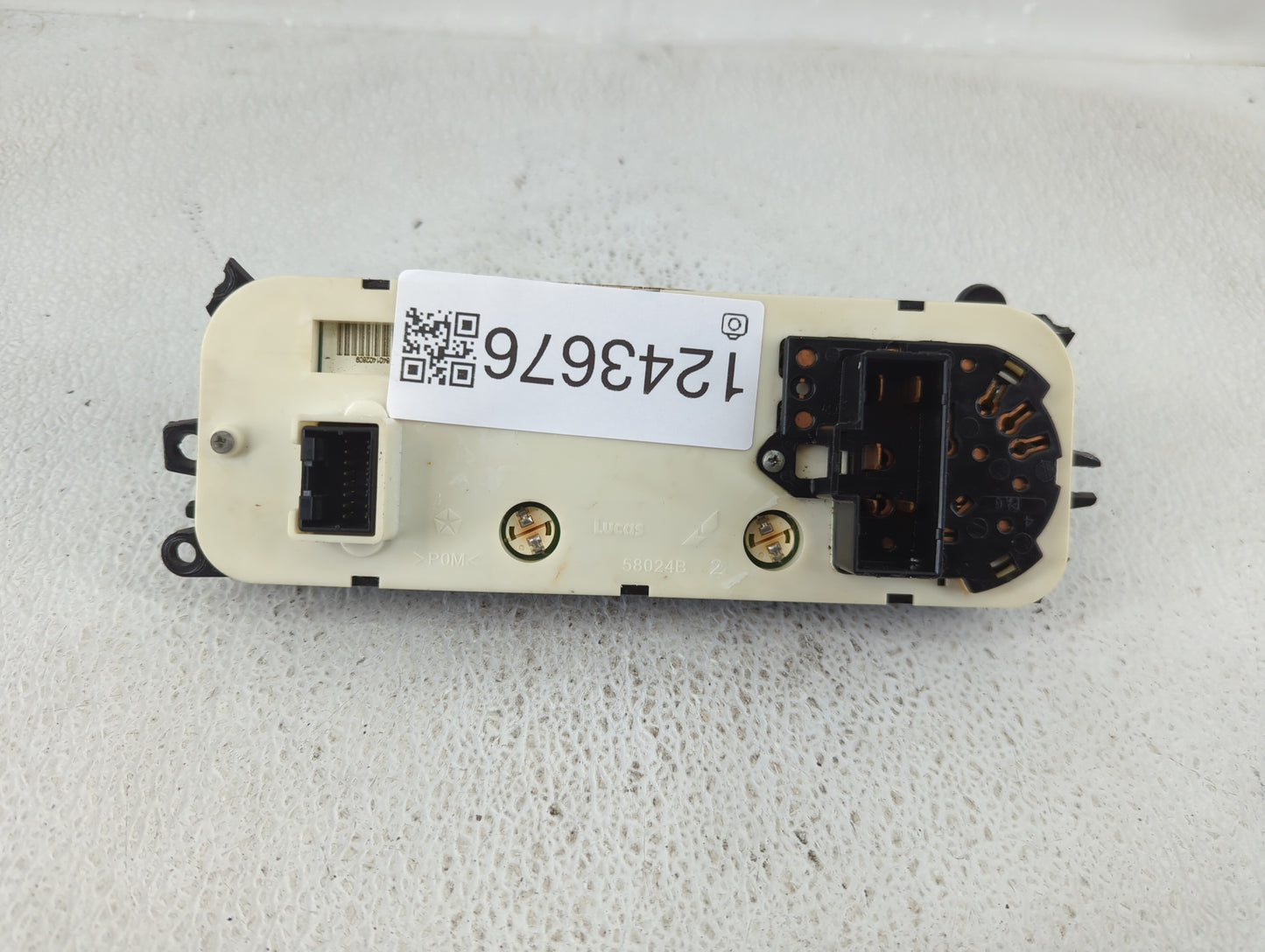 2003-2005 Dodge Ram 1500 Climate Control Module Temperature AC/Heater Replacement P/N:P55056321 AC Fits Fits 2003 2004 2005 