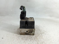 2004 Dodge Ram 1500 ABS Pump Control Module Replacement P/N:P52010035AK Fits OEM Used Auto Parts - Oemusedautoparts1.com
