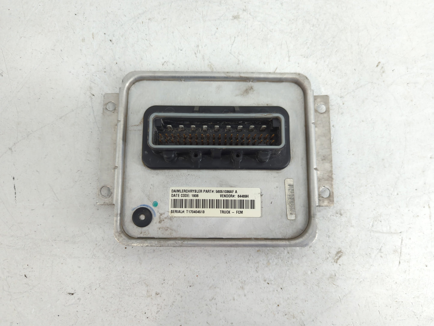 2002-2005 Dodge Ram 1500 Body Control Module Bcm Inner Cabin Fuse Box - Oemusedautoparts1.com