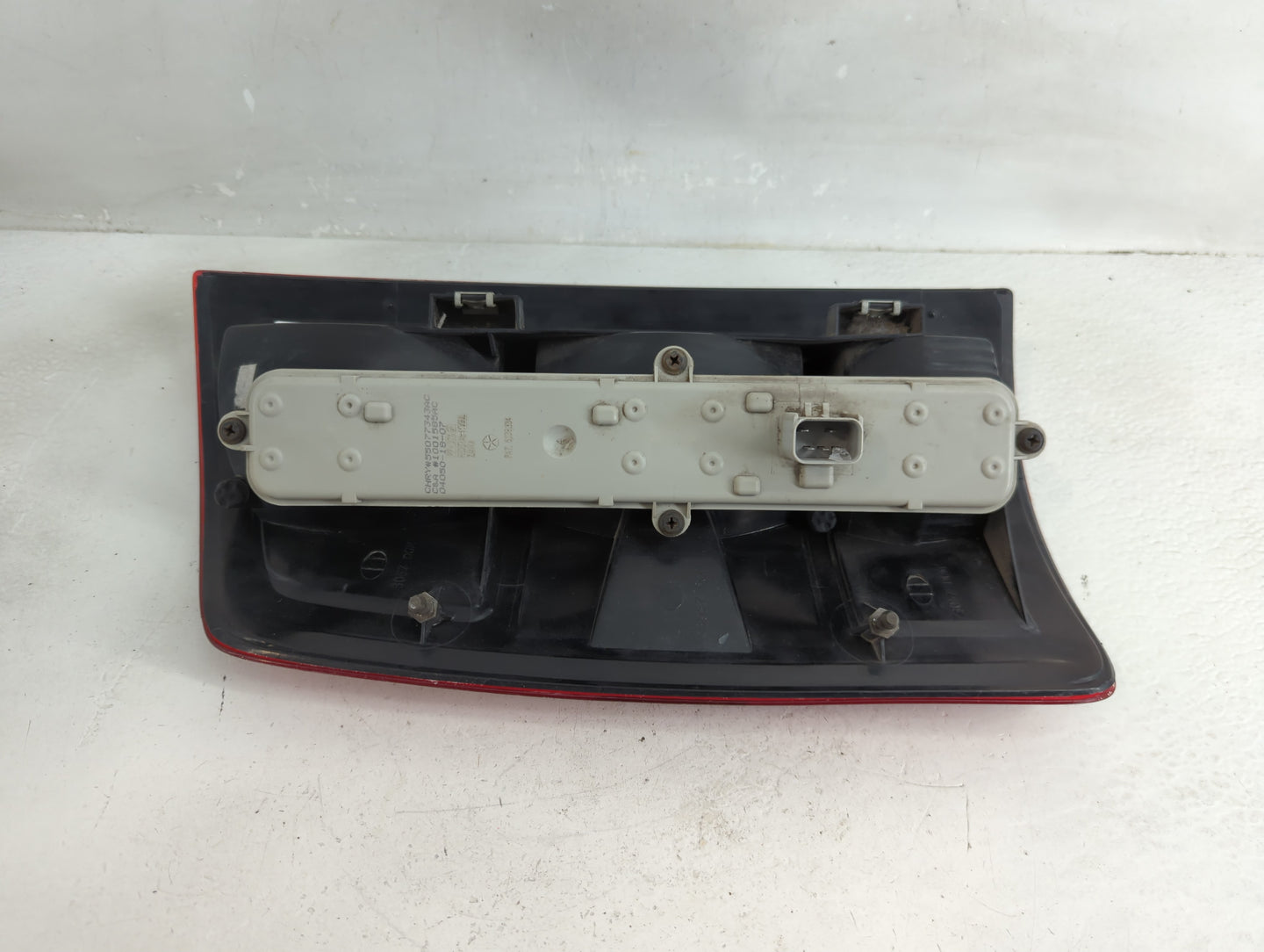 2002-2006 Dodge Ram 1500 Tail Light Assembly Passenger Right OEM Fits Fits 2002 2003 2004 2005 2006 OEM Used Auto Parts - Oe