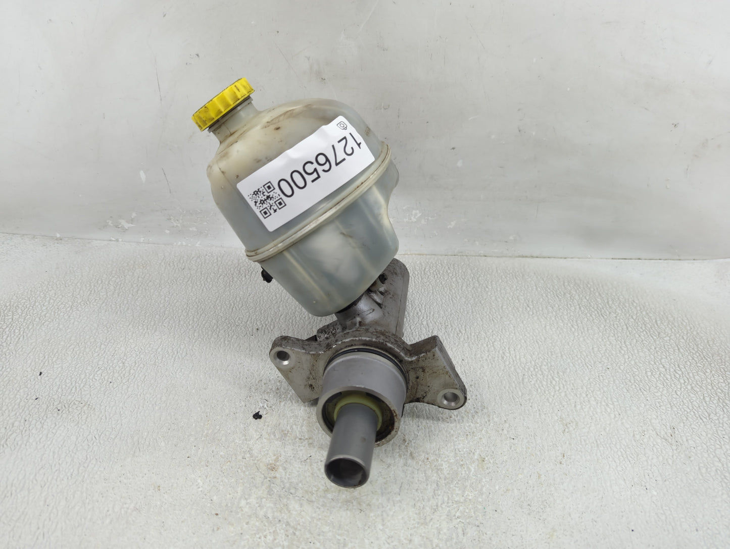 2002-2005 Dodge Ram 1500 Brake Master Cylinder - Oemusedautoparts1.com