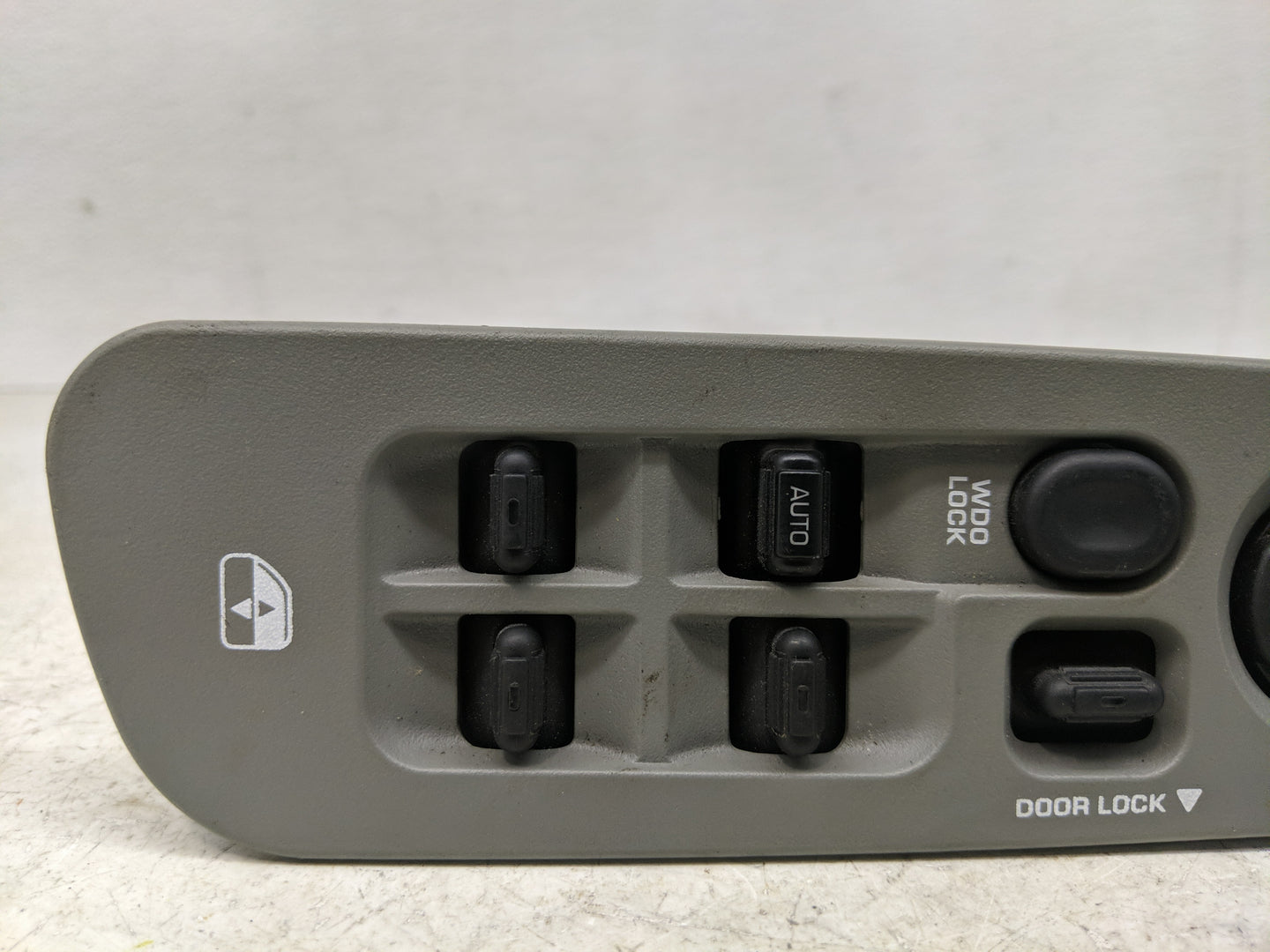 2002-2008 Dodge Ram 1500 Master Power Window Switch Replacement Driver Side Left P/N:68171680AA Fits OEM Used Auto Parts - O