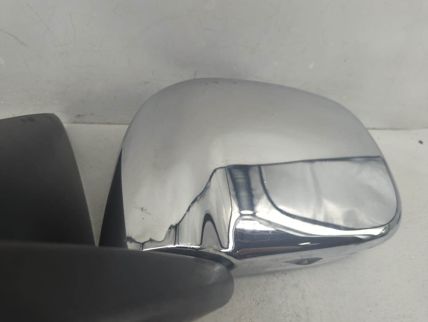 2002-2008 Dodge Ram 1500 Driver Side View Mirror - Left Door Mirror OEM Used - Oemusedautoparts1.com