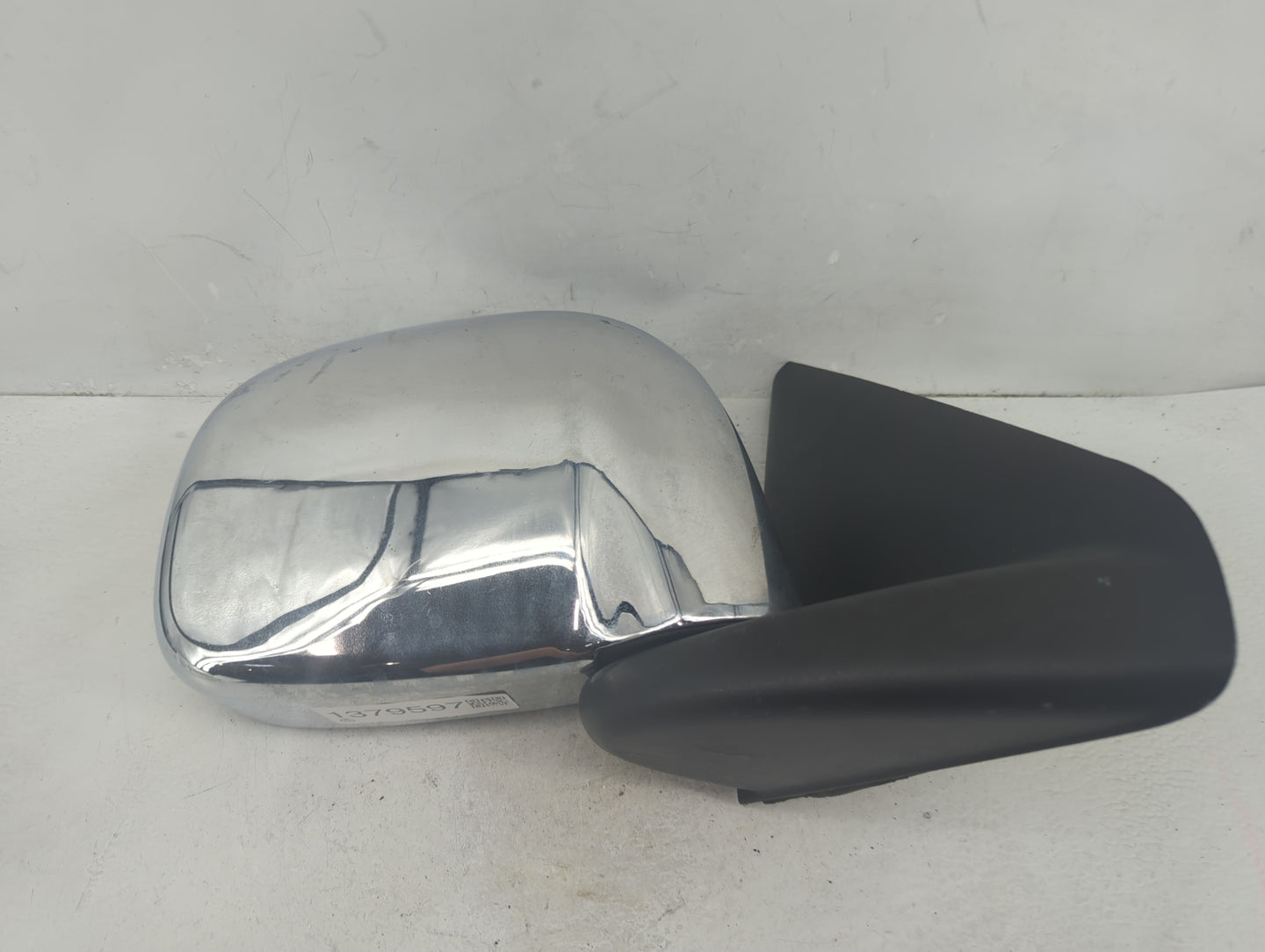 2002-2008 Dodge Ram 1500 Passenger Side View Mirror - Right Door Mirror OEM Used - Oemusedautoparts1.com