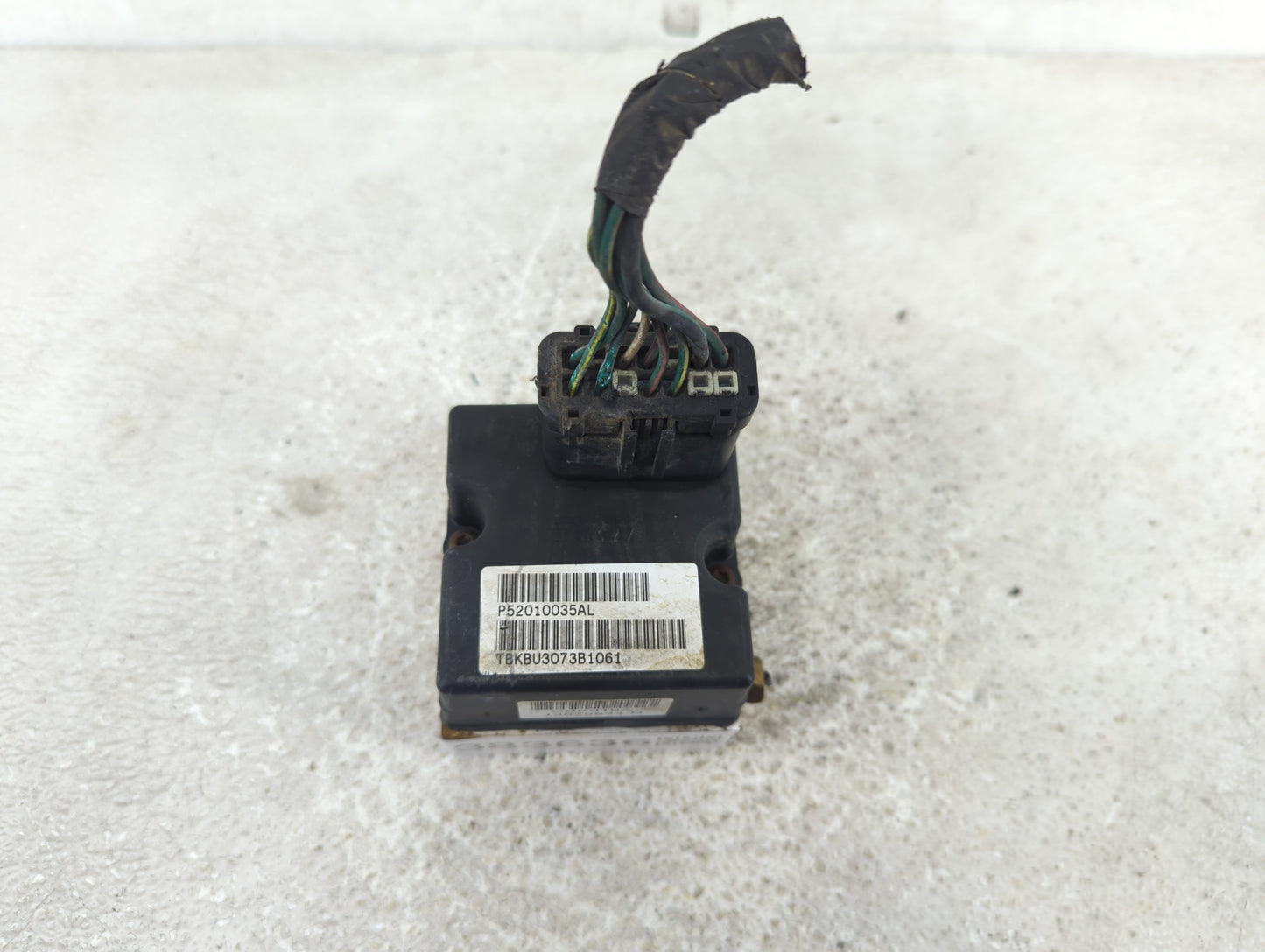 2004 Dodge Ram 1500 ABS Pump Control Module Replacement P/N:P52010035AL TBKBU3073B1061, CBK019X, 13629934-N, R30487929 Fits 