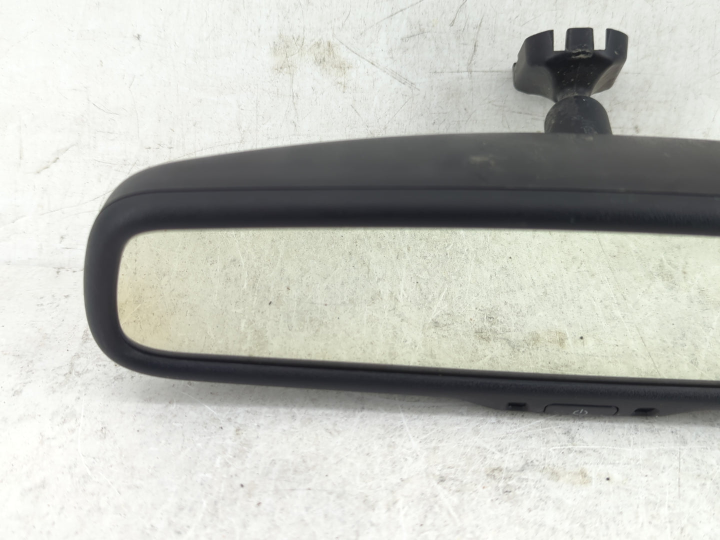 2004 Dodge Ram 1500 Interior Rear View Mirror Replacement OEM P/N:04805572AC Fits OEM Used Auto Parts - Oemusedautoparts1.co