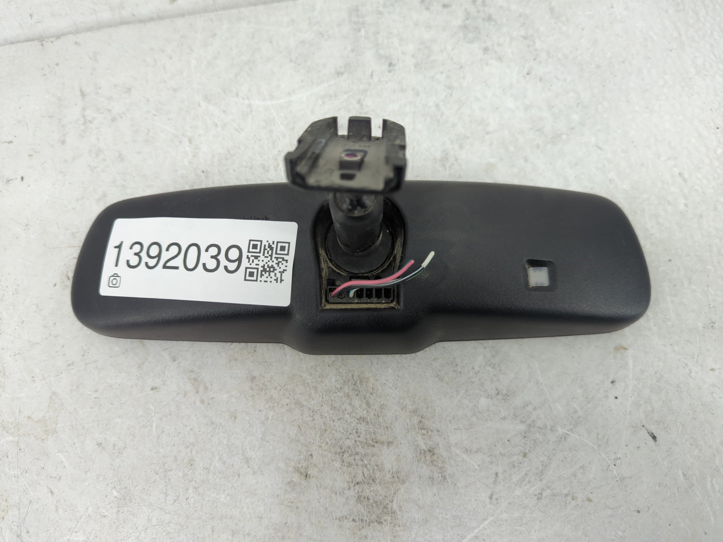 2004 Dodge Ram 1500 Interior Rear View Mirror Replacement OEM P/N:04805572AC Fits OEM Used Auto Parts - Oemusedautoparts1.co