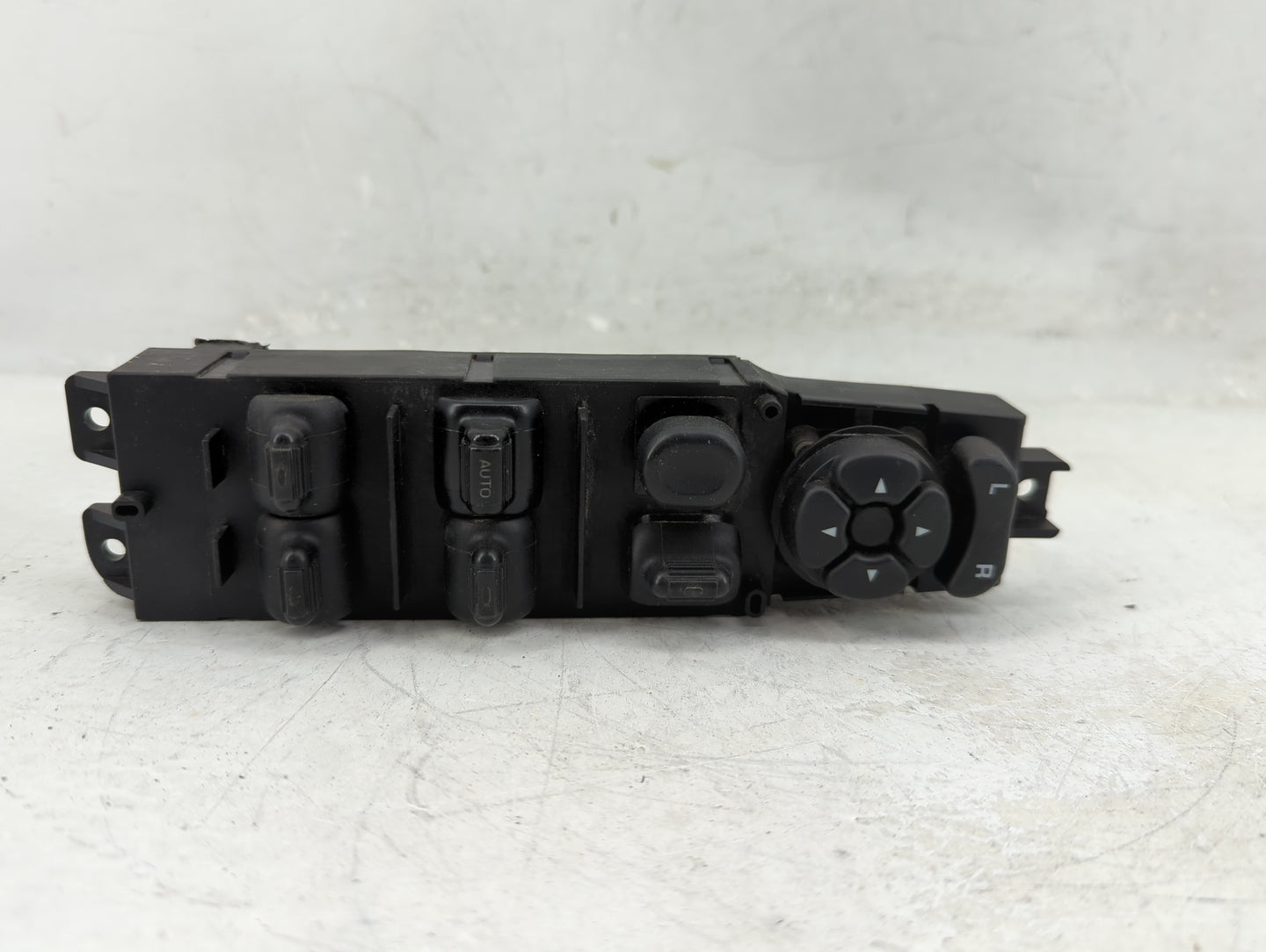 2004 Dodge Ram 1500 Master Power Window Switch Replacement Driver Side Left P/N:211208 39754D Fits OEM Used Auto Parts - Oem