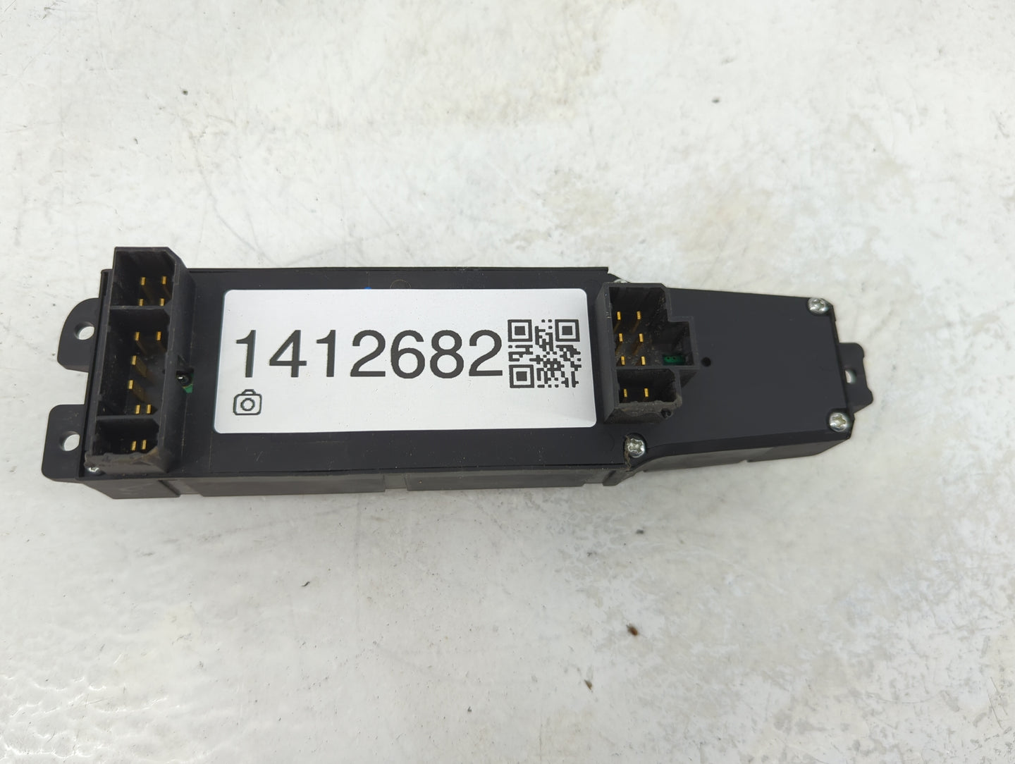 2004 Dodge Ram 1500 Master Power Window Switch Replacement Driver Side Left P/N:211208 39754D Fits OEM Used Auto Parts - Oem
