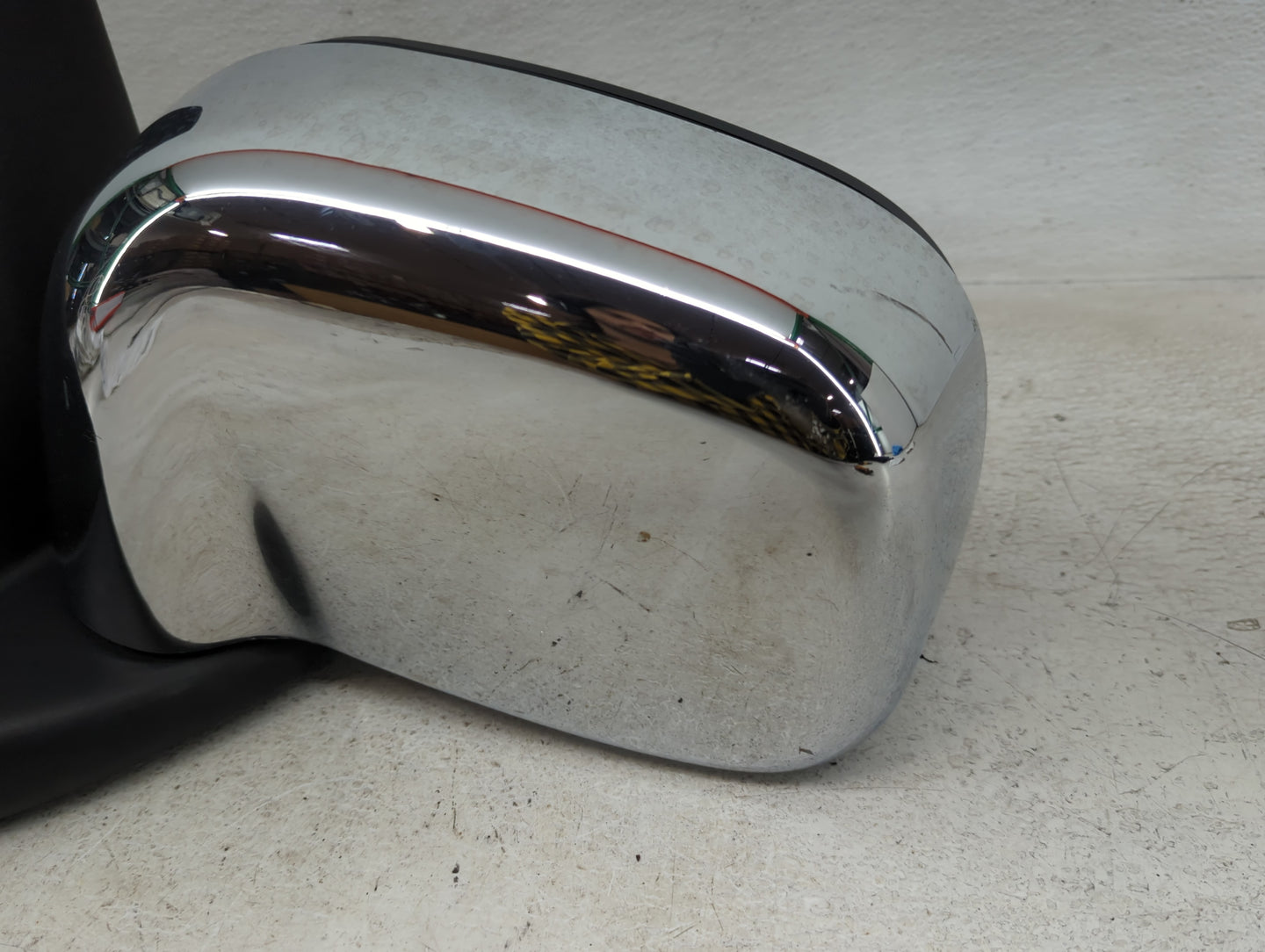 2002-2008 Dodge Ram 1500 Driver Side View Mirror - Left Door Mirror OEM Used - Oemusedautoparts1.com