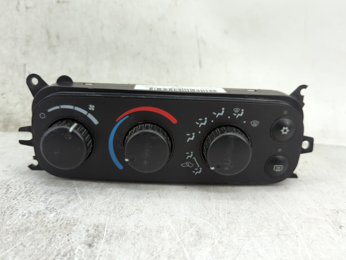 2004 Dodge Ram 1500 Climate Control Module Temperature AC/Heater Replacement P/N:P55056321AC Fits OEM Used Auto Parts - Oemu